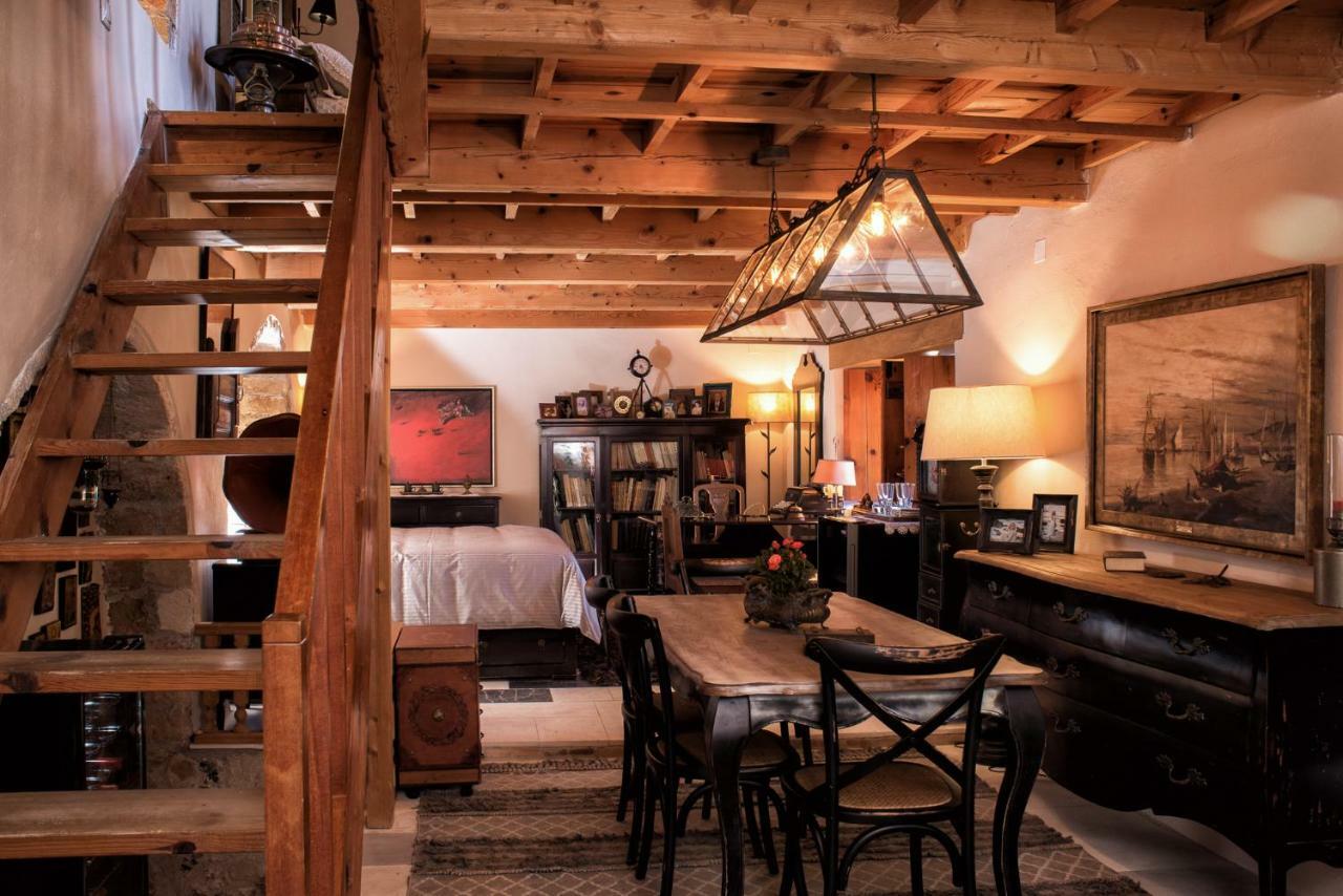 Casa Felicia-The Castle Mansion Villa โมเน็มวาซี ภายนอก รูปภาพ