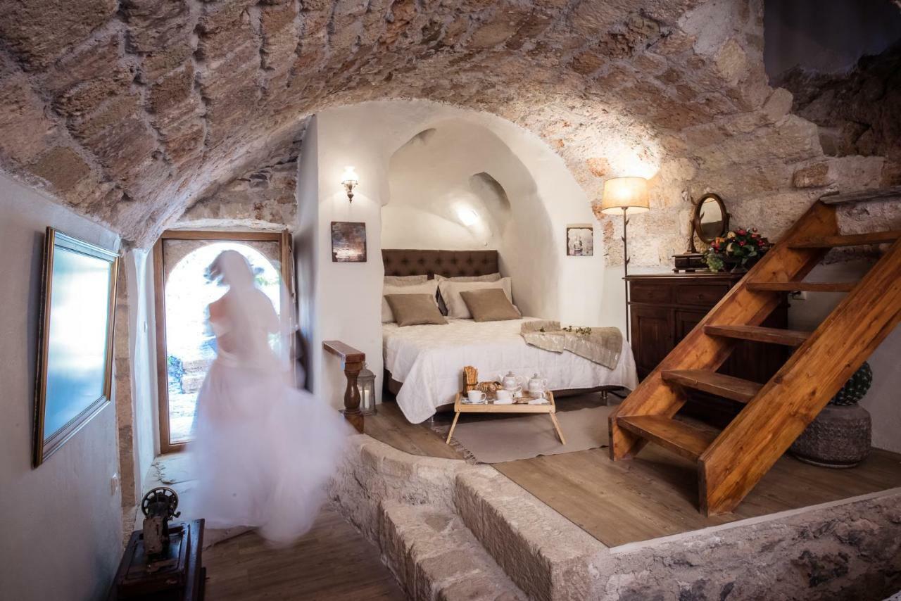 Casa Felicia-The Castle Mansion Villa โมเน็มวาซี ภายนอก รูปภาพ