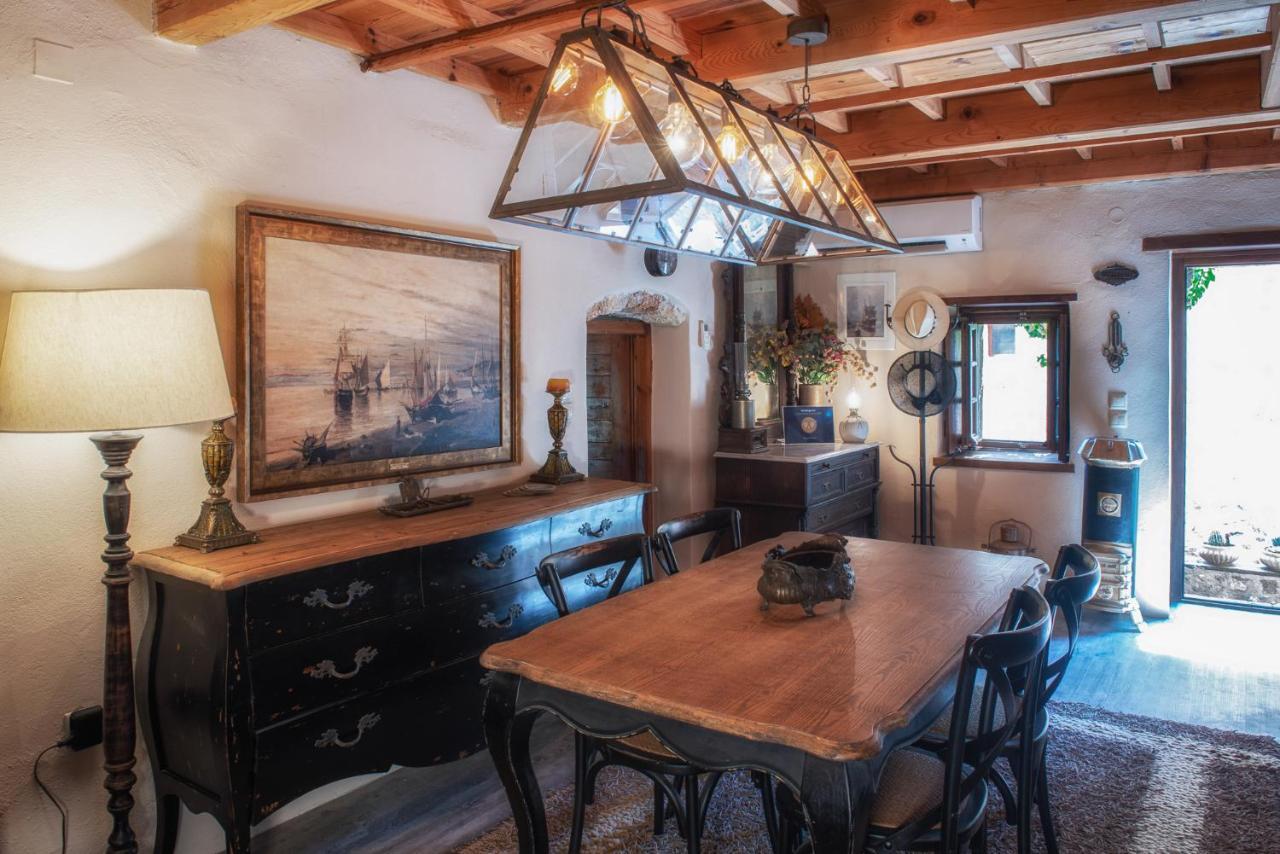 Casa Felicia-The Castle Mansion Villa โมเน็มวาซี ภายนอก รูปภาพ