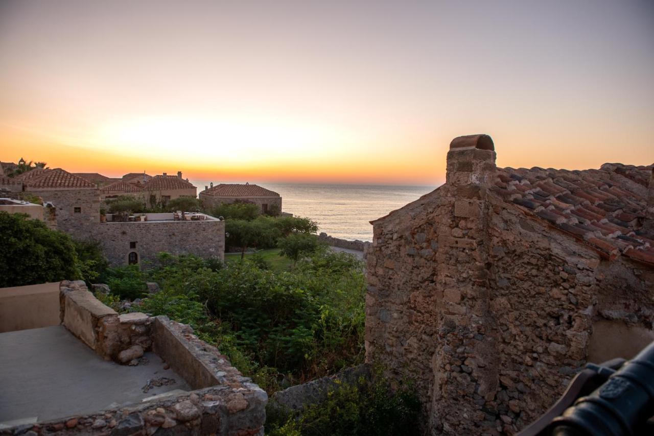 Casa Felicia-The Castle Mansion Villa โมเน็มวาซี ภายนอก รูปภาพ